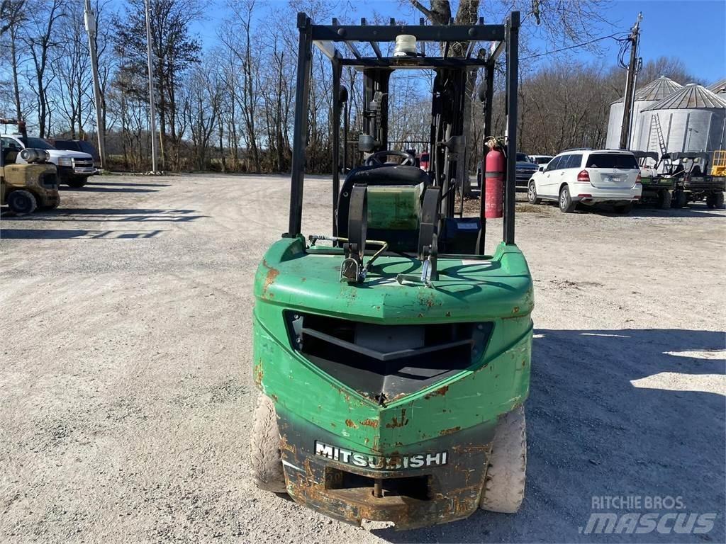 Mitsubishi FG30N Viličari - ostalo