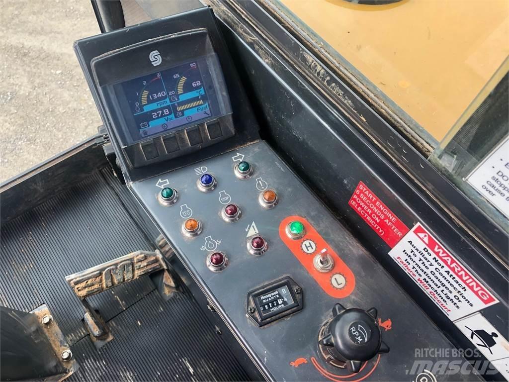 Morooka MST1500VD Demperi na gusjenice