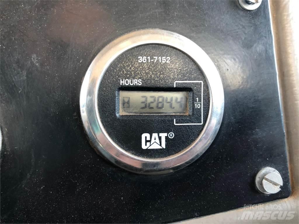 Peterbilt 330 Kamioni za vodu