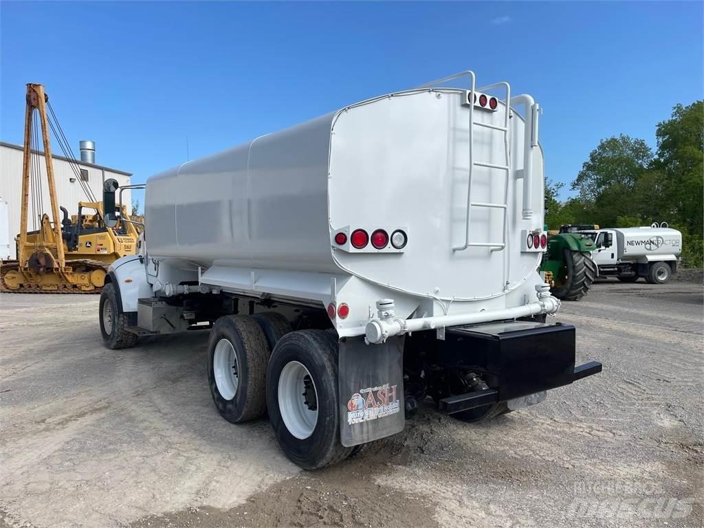 Peterbilt 335 Kamioni za vodu