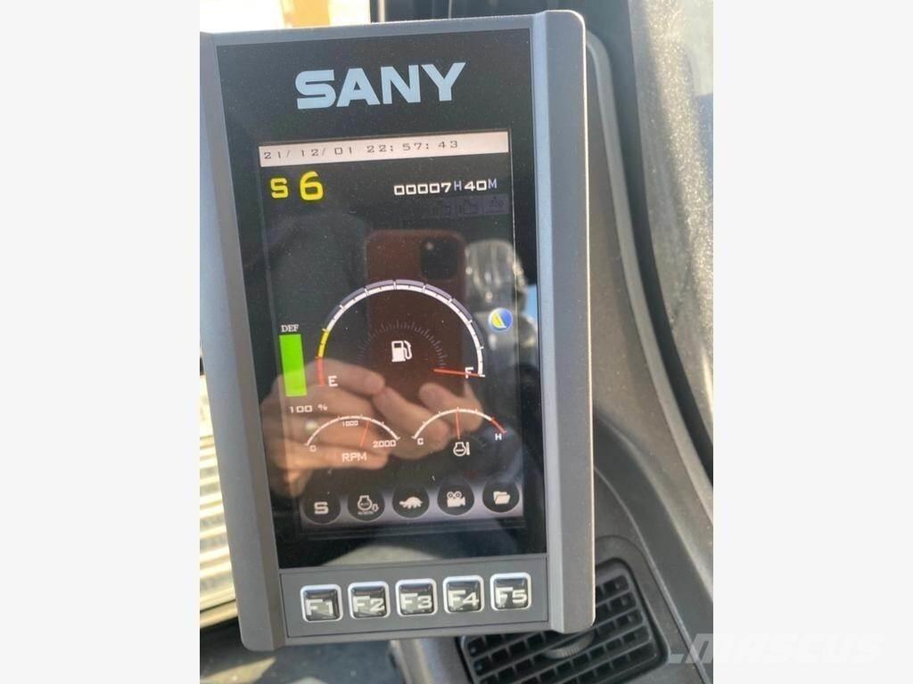 Sany SY215C LC Bageri gusjeničari