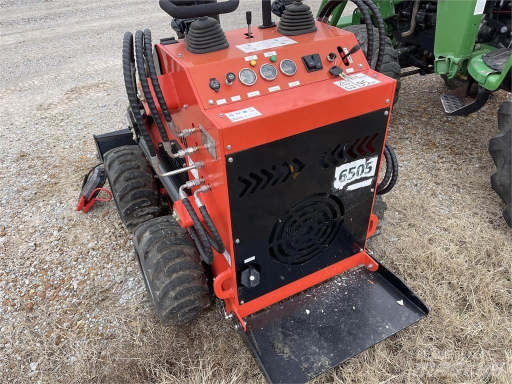  SDLOOL SL380 Skid steer mini utovarivači