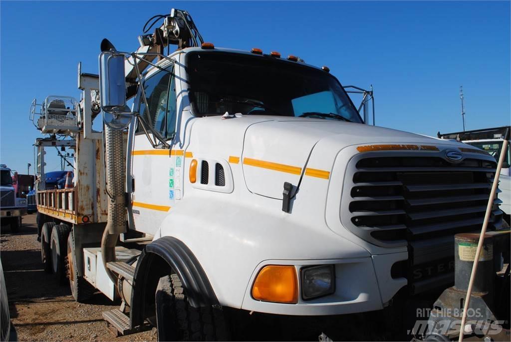 Sterling L8500 Kamioni sa kranom