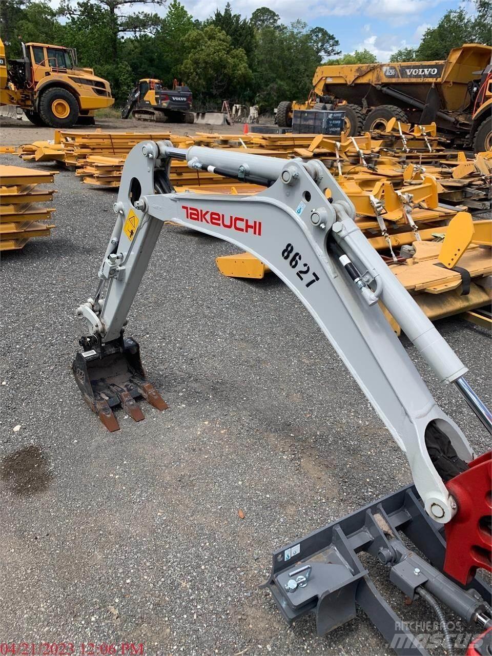 Takeuchi TB210R Mini bageri <7t