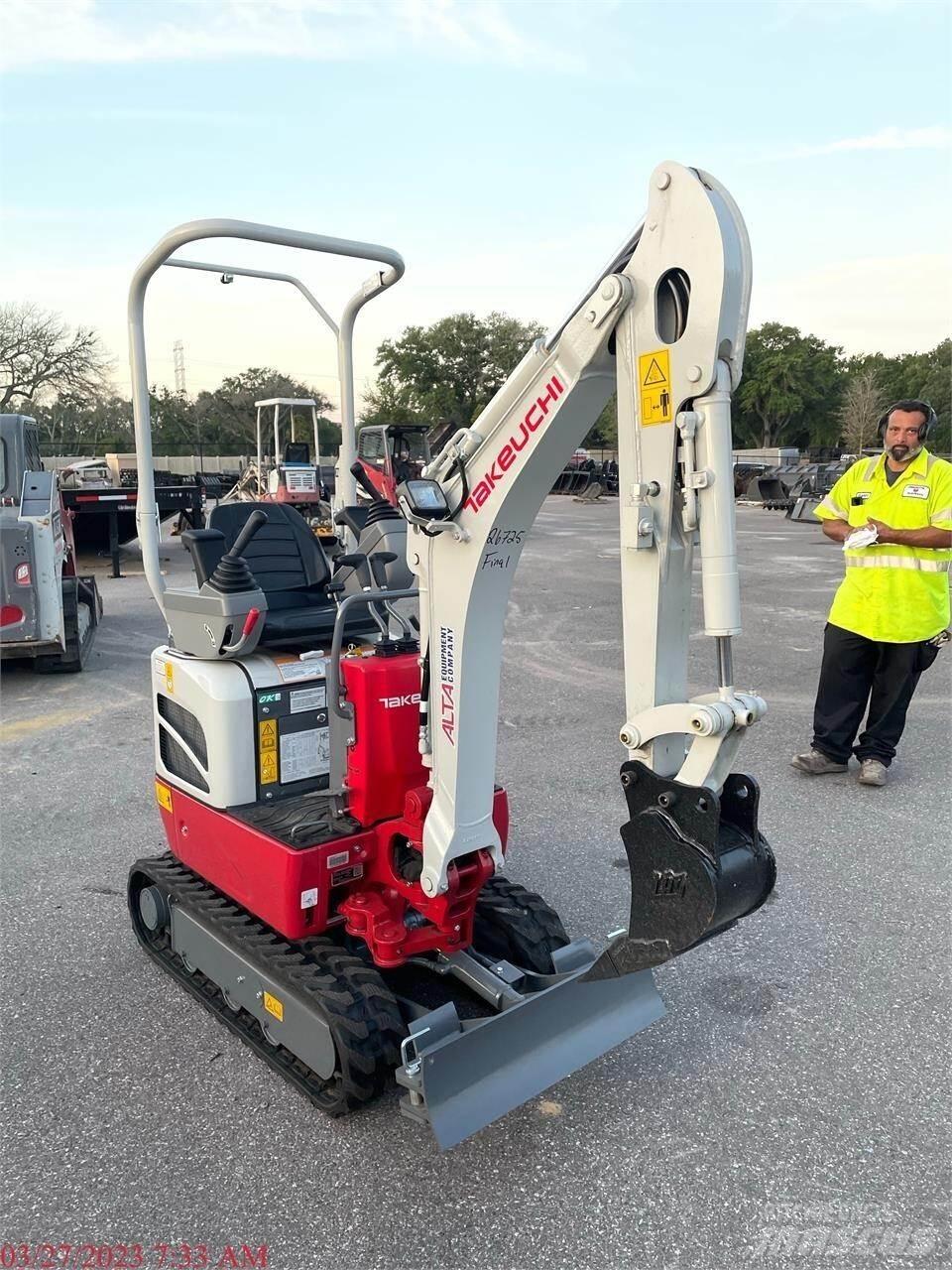 Takeuchi TB210R Mini bageri <7t