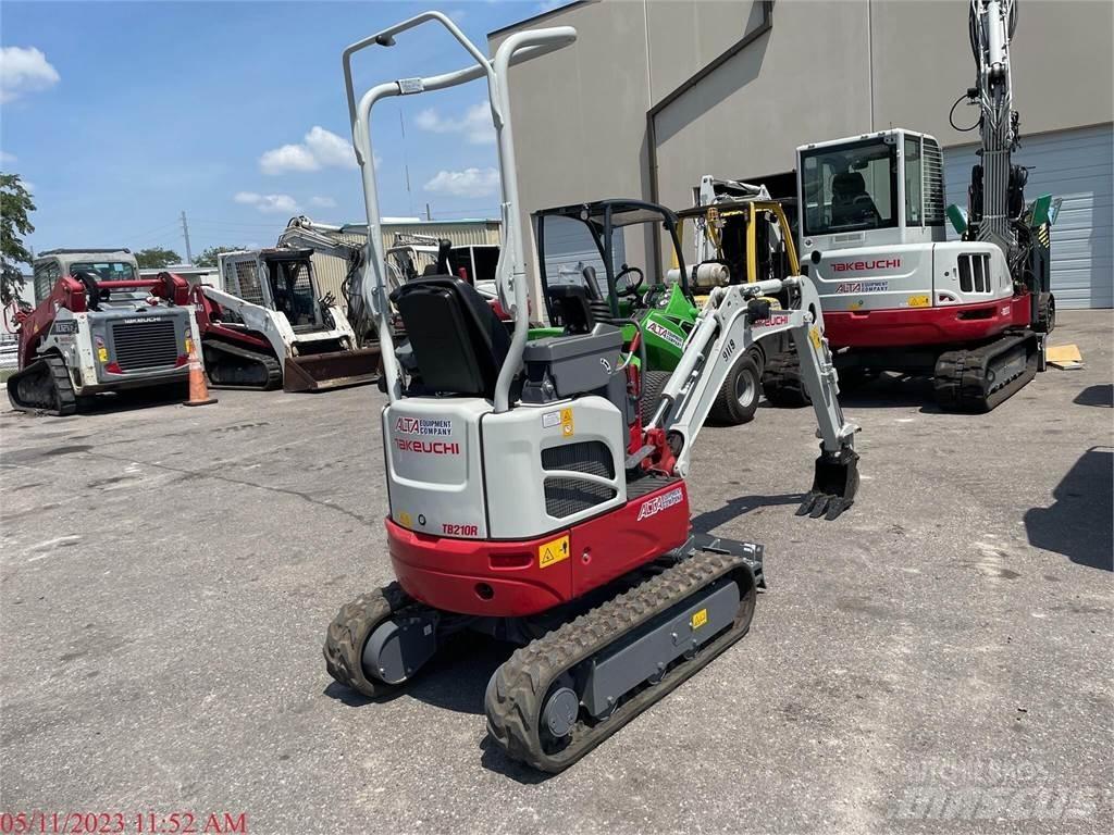 Takeuchi TB210R Mini bageri <7t