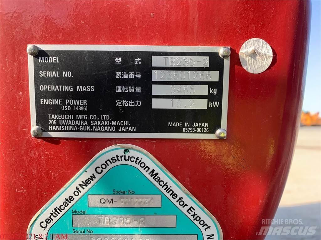 Takeuchi TB235-2 Mini bageri <7t