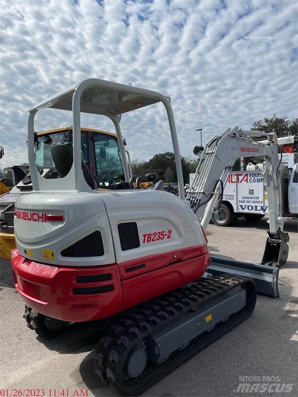 Takeuchi TB235-2 Mini bageri <7t