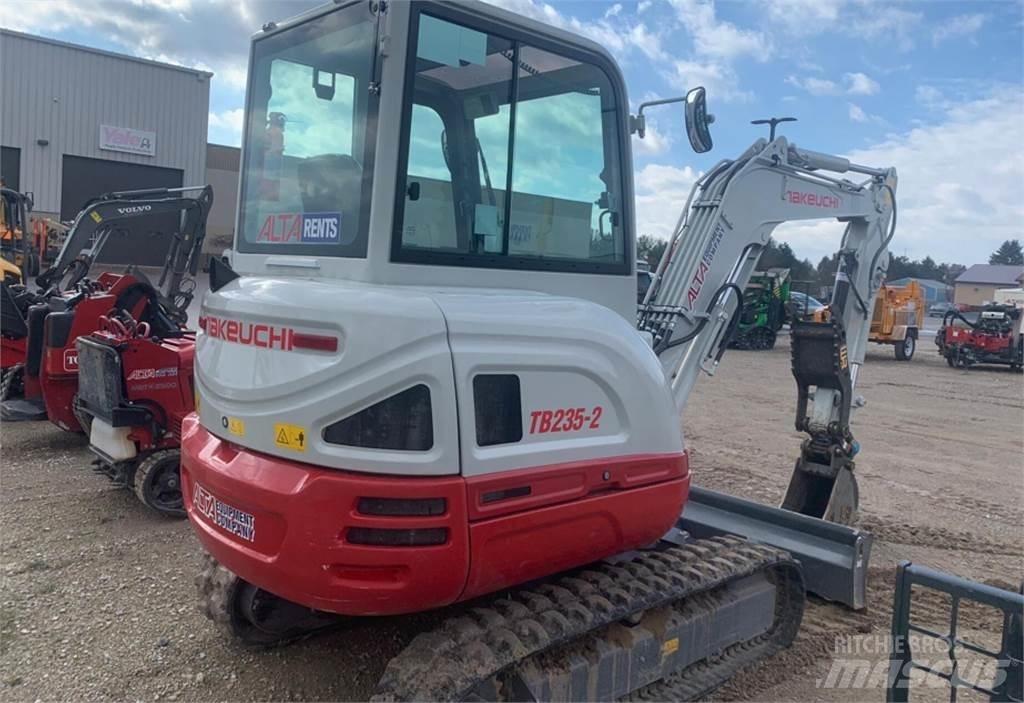 Takeuchi TB235-2 Mini bageri <7t