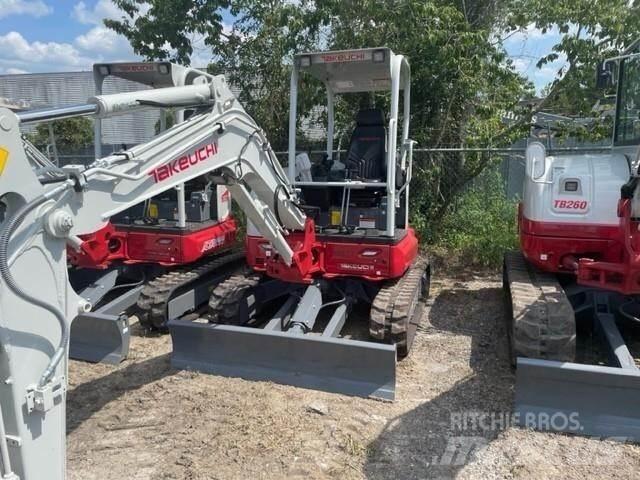 Takeuchi TB335R Mini bageri <7t