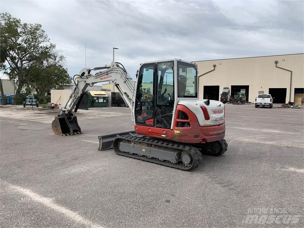 Takeuchi TB370 Bageri gusjeničari