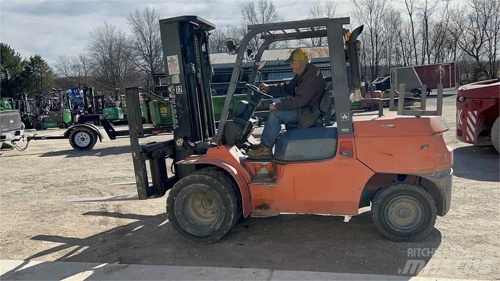 Toyota 7FDU45 Viličari - ostalo