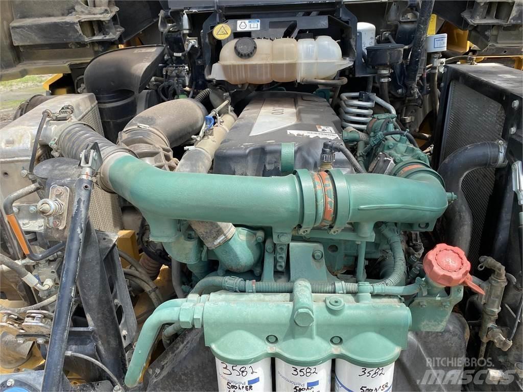 Volvo A30G Zglobni demperi
