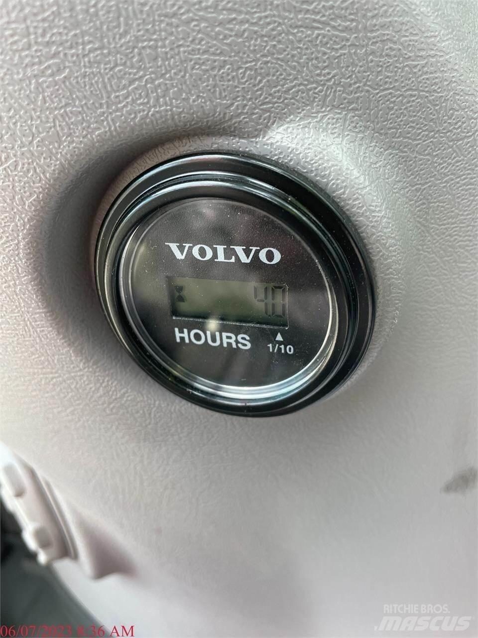 Volvo EC140EL Bageri gusjeničari