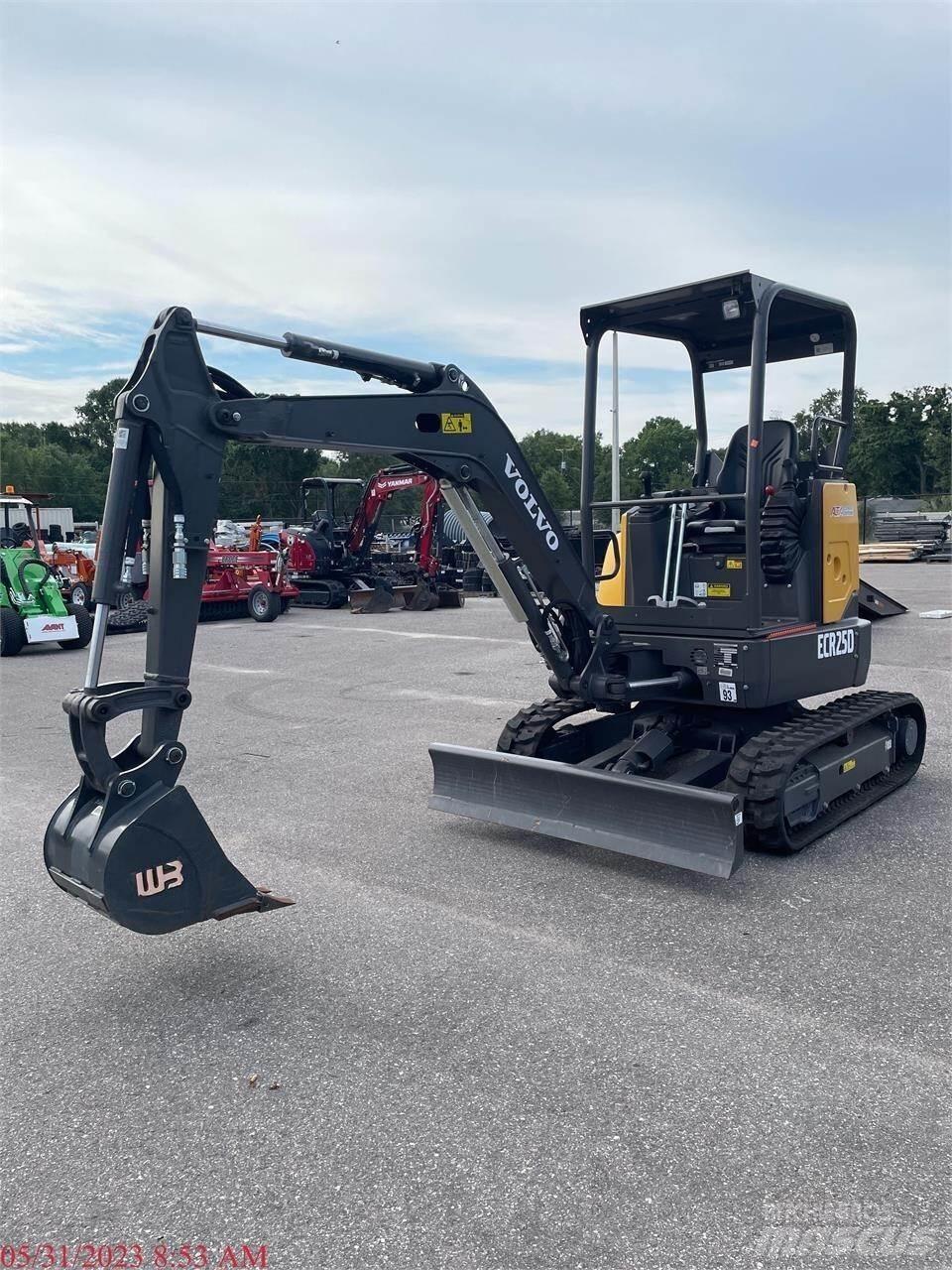 Volvo ECR25D Mini bageri <7t