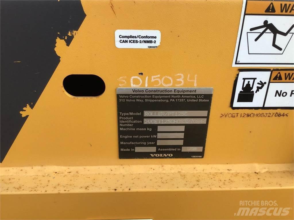 Volvo PT125C Gumeni valjci na kotačima