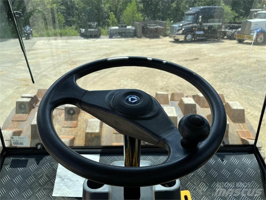 XCMG CV123PDU Valjci sa dvojnim bubnjem