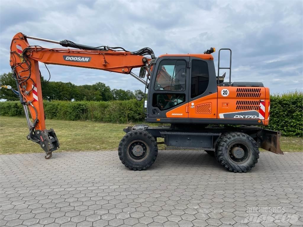 Doosan DX170W-5 Bageri na kotačima
