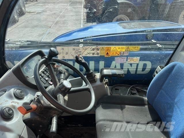 New Holland LM7.35 Poljoprivredni teleskopski utovarivači
