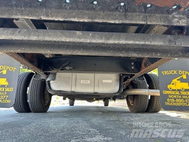 Ford E 450 SD Kombiji / vakuumski kamioni