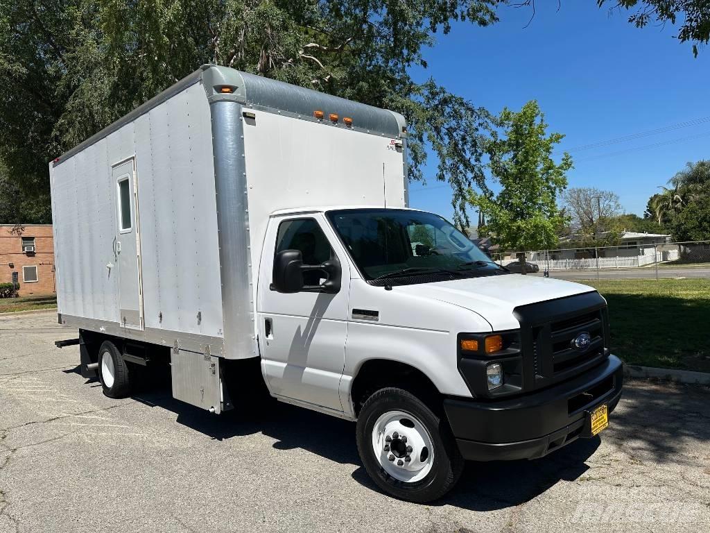 Ford E 450 SD Kombiji / vakuumski kamioni