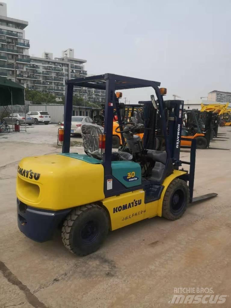 Komatsu FD 30 T-14 Dizelski viličari