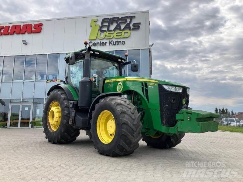John Deere 8270 R Traktori