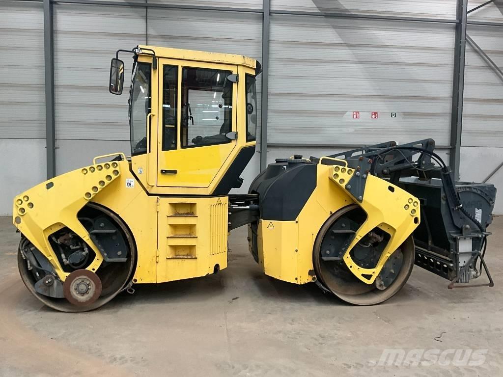 Bomag BW 154 AD-4 Valjci sa dvojnim bubnjem