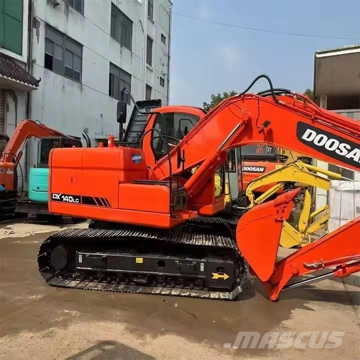 Doosan DX150 Bageri gusjeničari