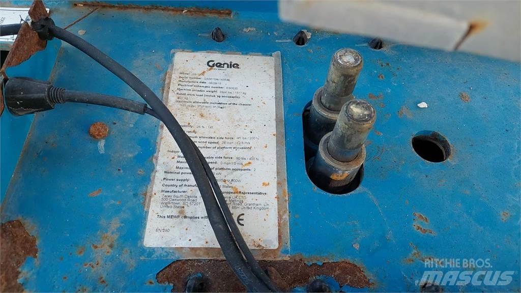Genie GS1932 Škaraste platforme