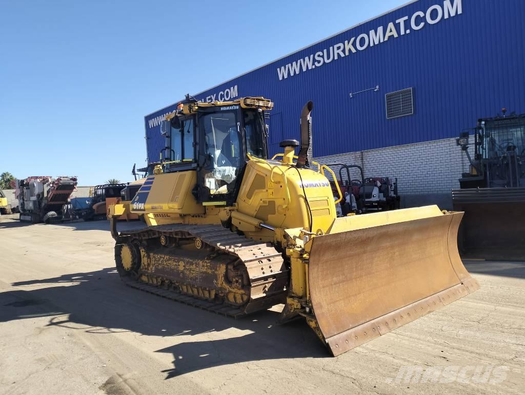 Komatsu D61PX-24EO Buldožeri gusjeničari