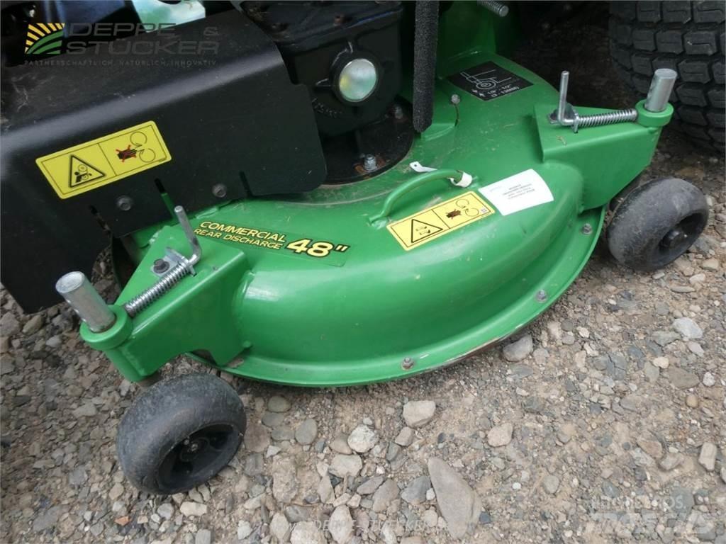 John Deere X950R Kompaktni (mali) traktori