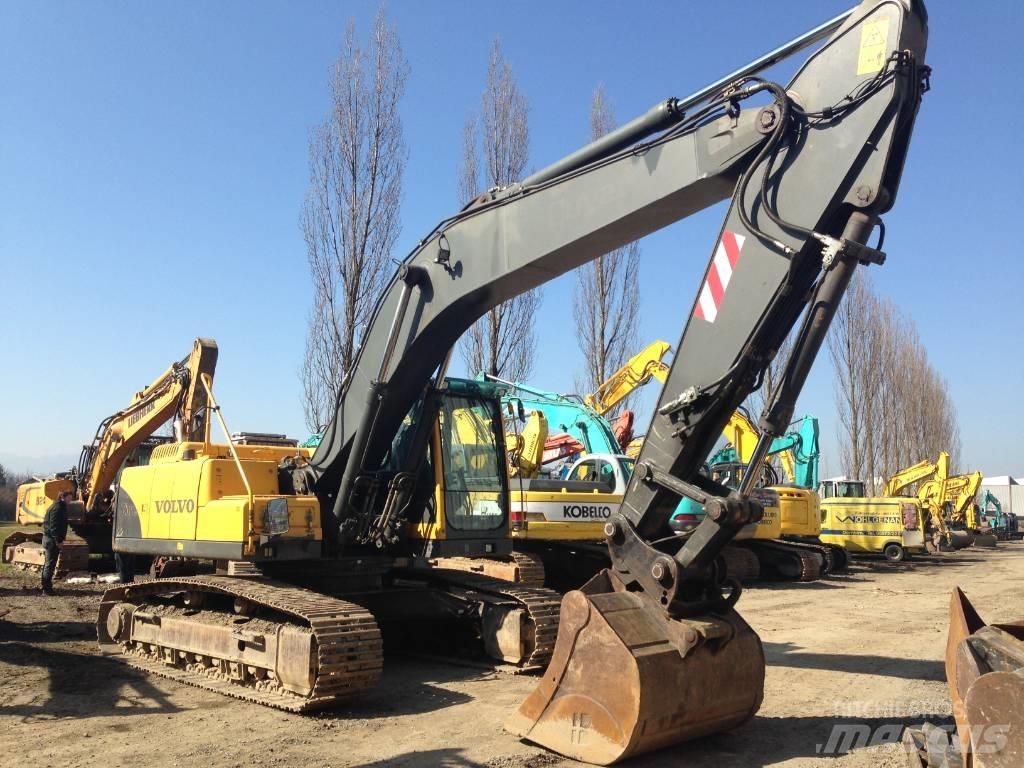 Volvo EC 240 B N LC Bageri gusjeničari