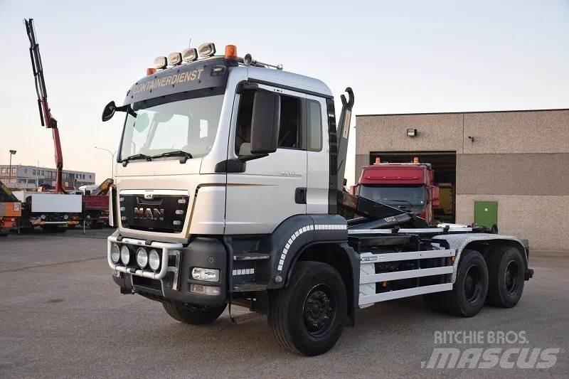 MAN TGS 33.400 Rol kiper kamioni s kukama za dizanje