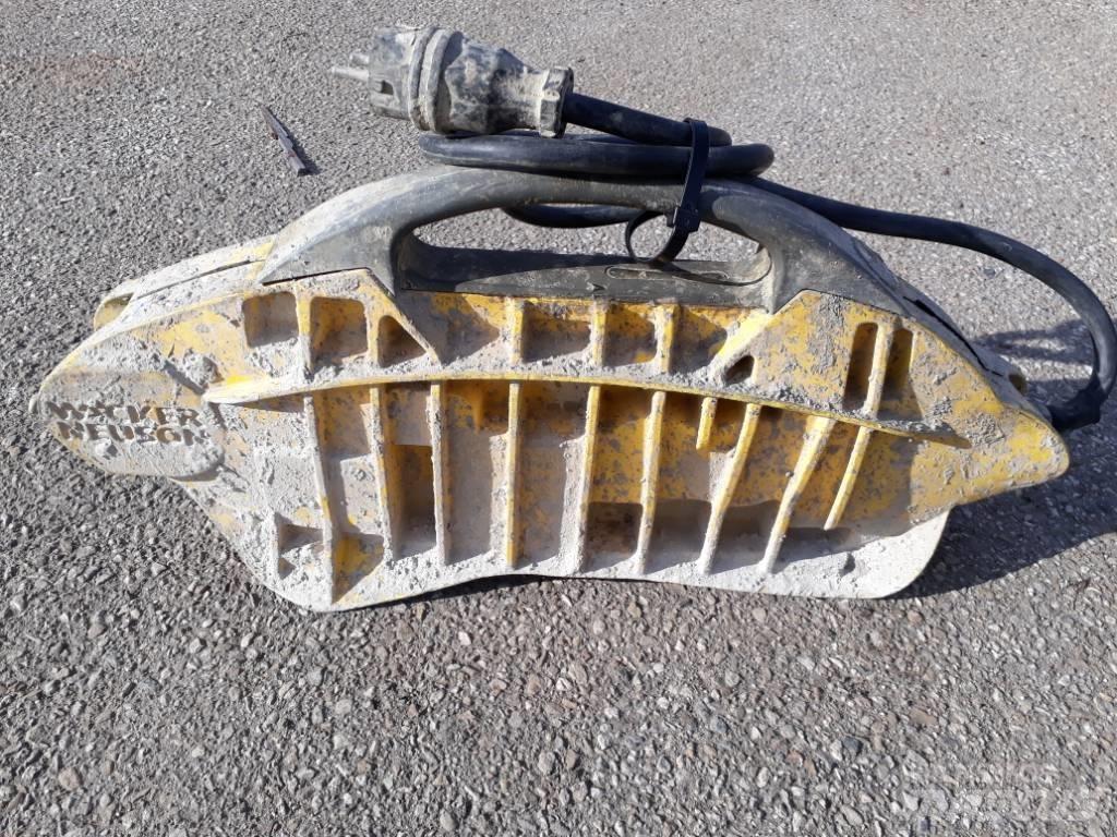 Wacker Neuson FUH20 Strojevi za betonsku galanteriju