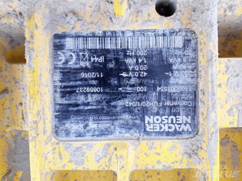 Wacker Neuson FUH20 Strojevi za betonsku galanteriju
