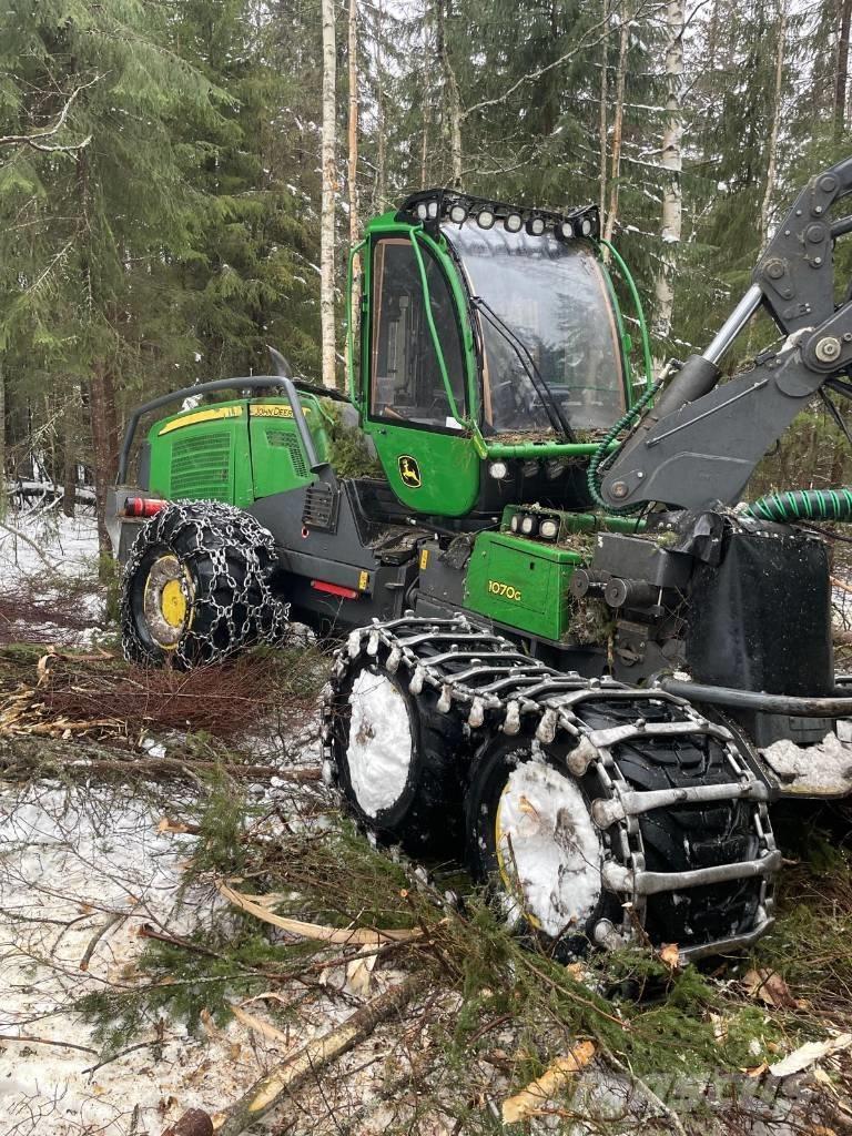 John Deere 1070 G Harversteri