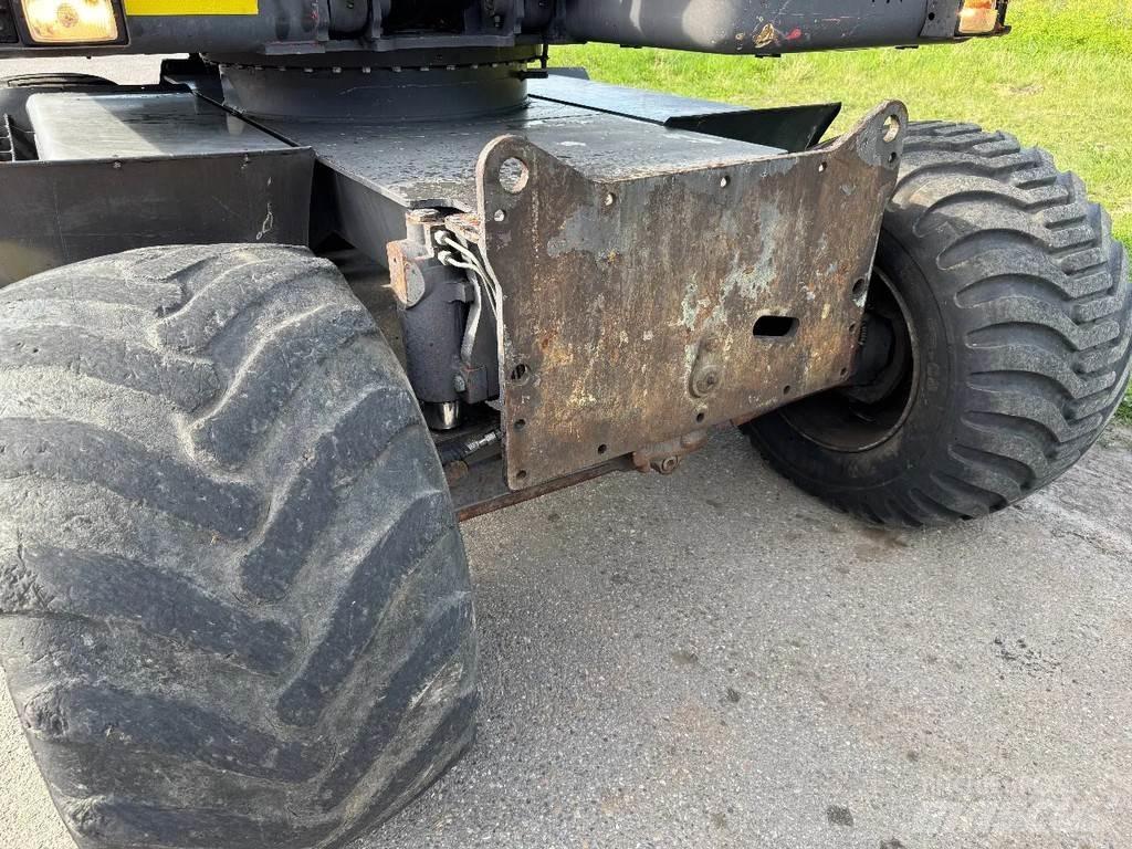 Volvo EW140 Bageri na kotačima