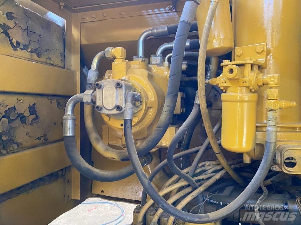 CAT 320 B Bageri gusjeničari
