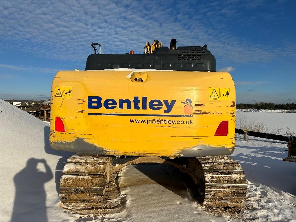 Komatsu PC 210 LC-11 Bageri gusjeničari