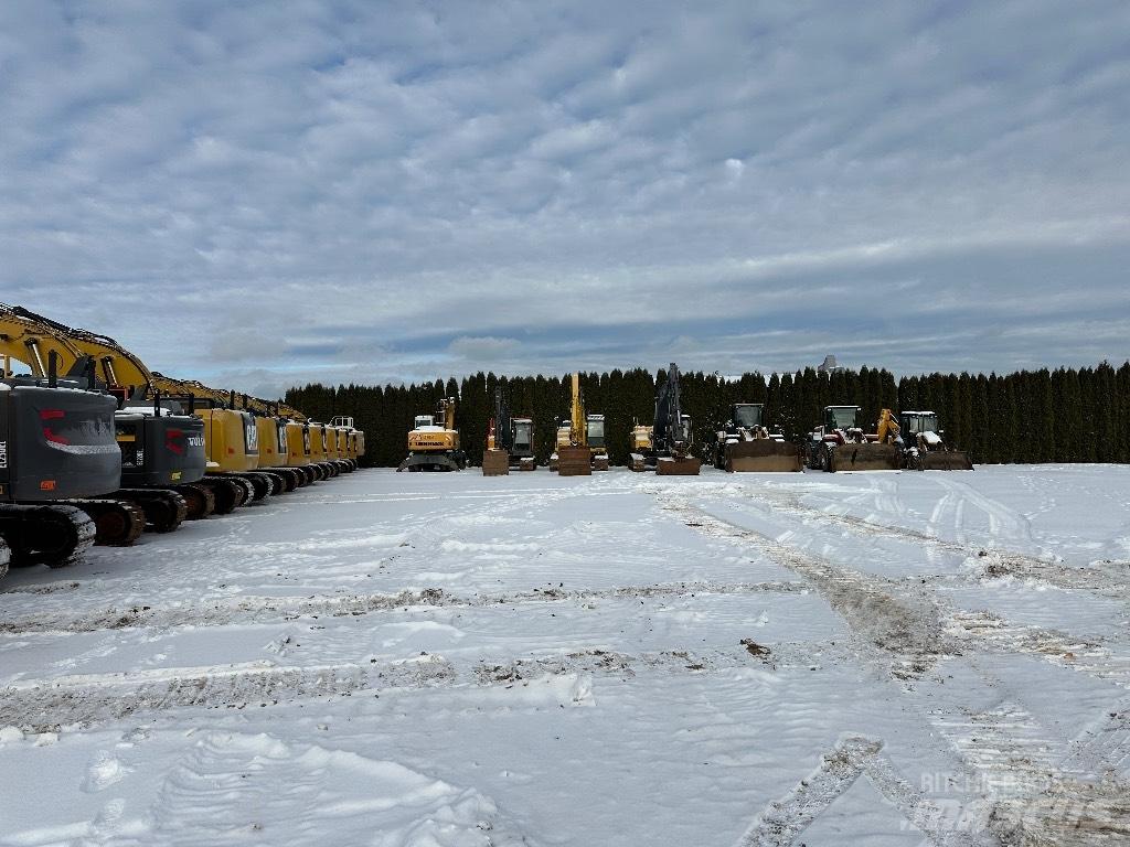 Komatsu PC 210 LC-11 Bageri gusjeničari