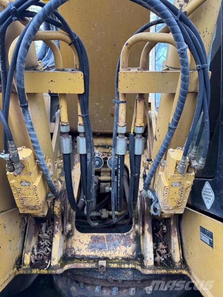 CAT 321 C LCR Bageri gusjeničari