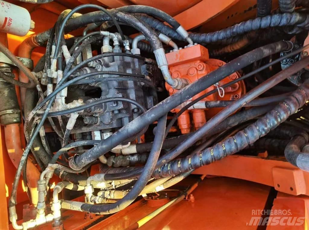 Doosan 150 W-7 Bageri na kotačima
