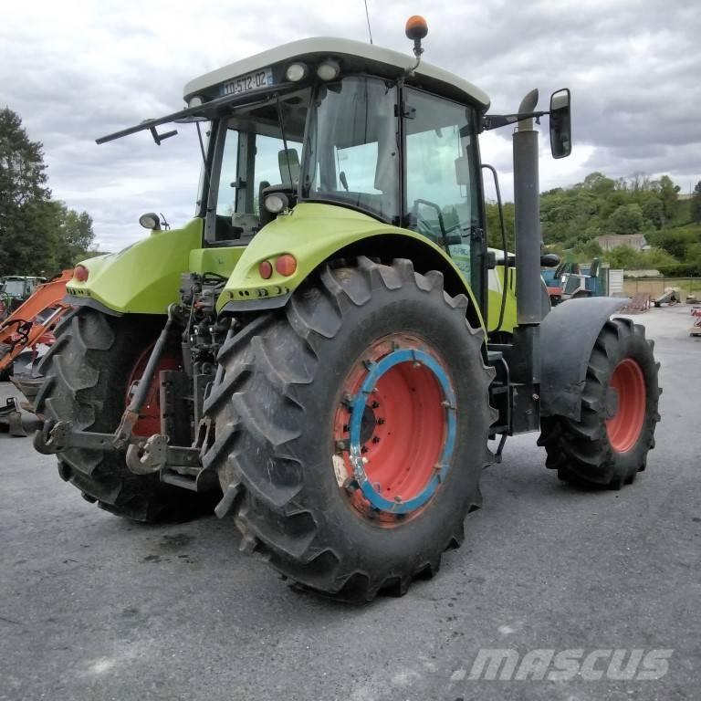 CLAAS 640 ARION Traktori