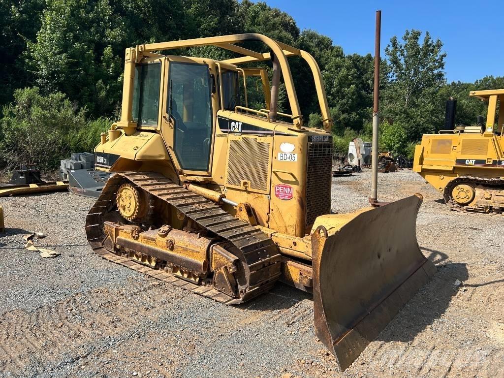 CAT D 5 N XL Buldožeri gusjeničari
