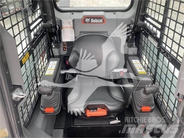 Bobcat T66 Skid steer mini utovarivači