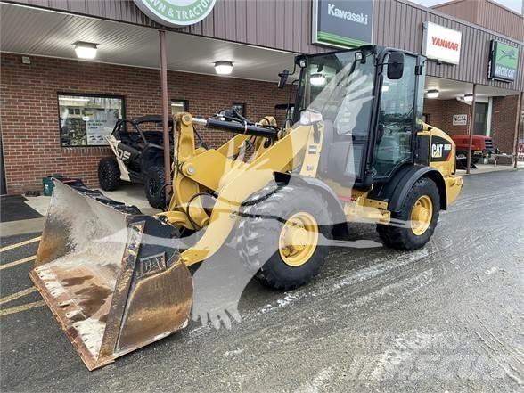 CAT 906M Utovarivači na kotačima