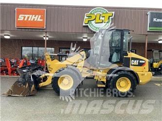 CAT 908M Utovarivači na kotačima