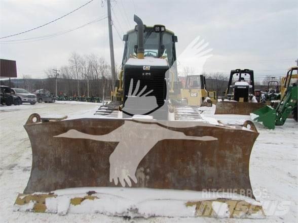 CAT D6K XL Buldožeri gusjeničari