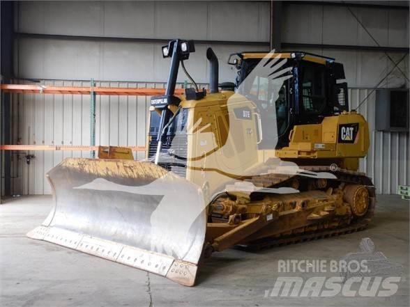 CAT D7E Buldožeri gusjeničari